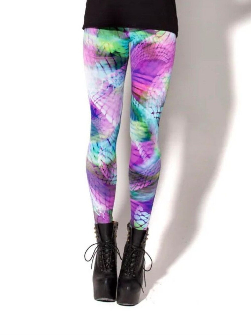 Blackmilk Chill Out Leggings - Multicolor Psychedelic Trippy Print